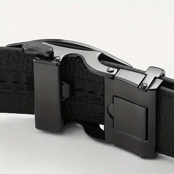 The Checkerboard Leather Belt: A Stylish and Practical Accessory for Men - Picture 5 of 7